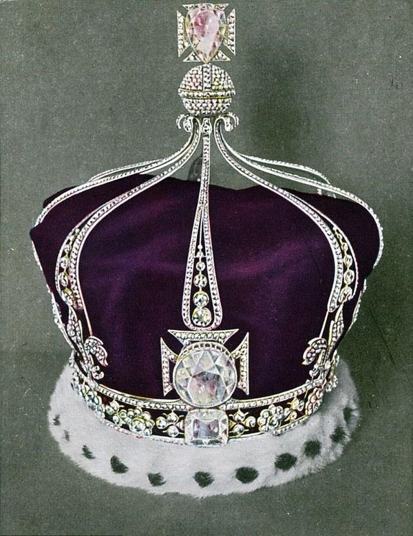 印度明星状告英国王室 要求归还王冠钻石