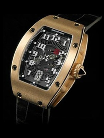 理查德·米勒RM 007这两款手表都采用了金贵的材质
