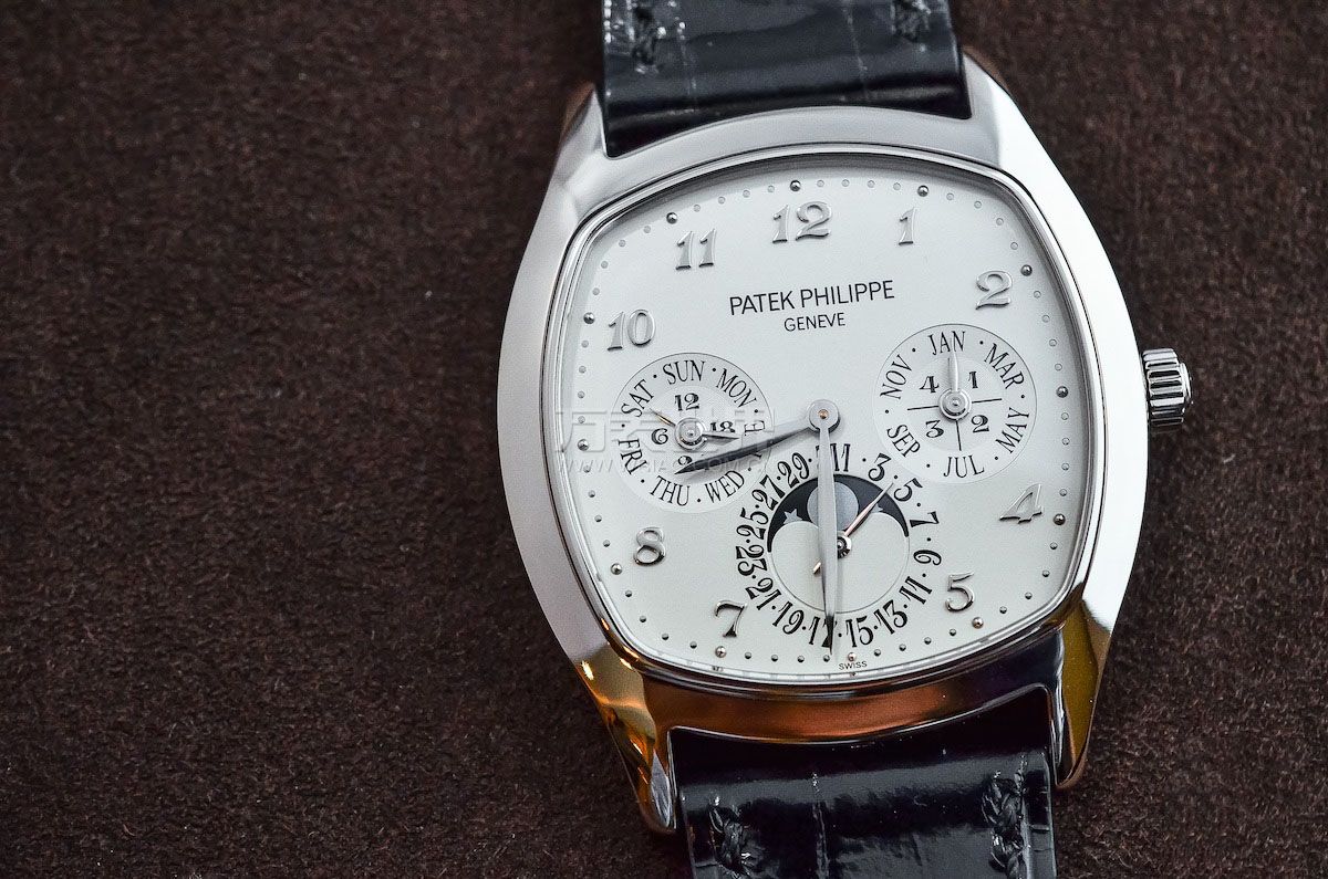 百达翡丽5940g万年历腕表