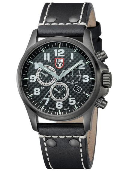 征服荒凉沙漠 鲁美诺斯推出沙漠战地系列腕表