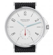 Nomos运动型腕表Ahoi 获得2013年最佳设计奖